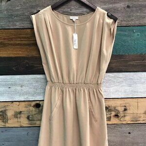 Charming black and tan dress for petite women